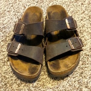 Birkenstock Arizona's narrow